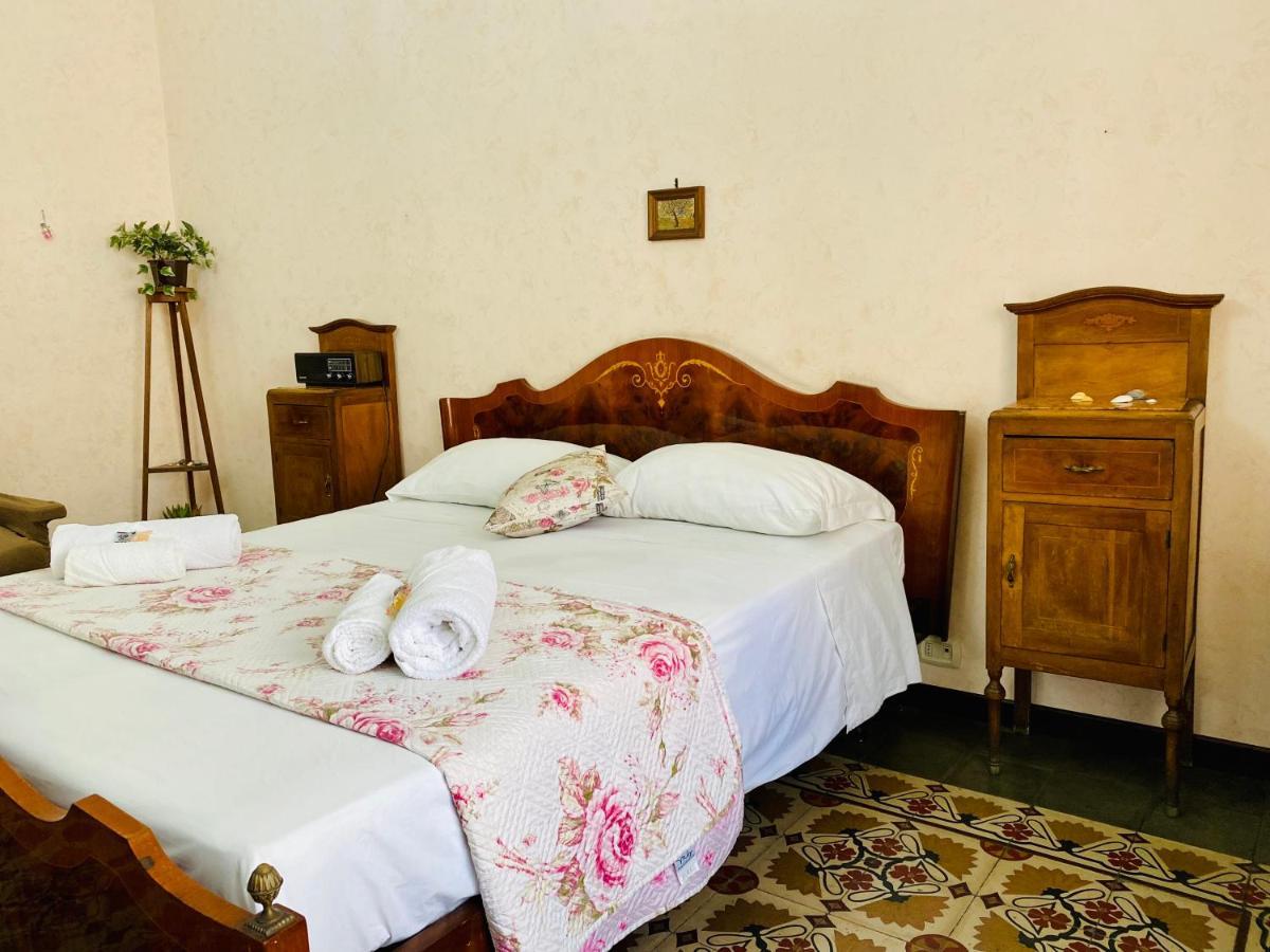 Ferienwohnung Zu Pippo's Hause CTA Exterior foto