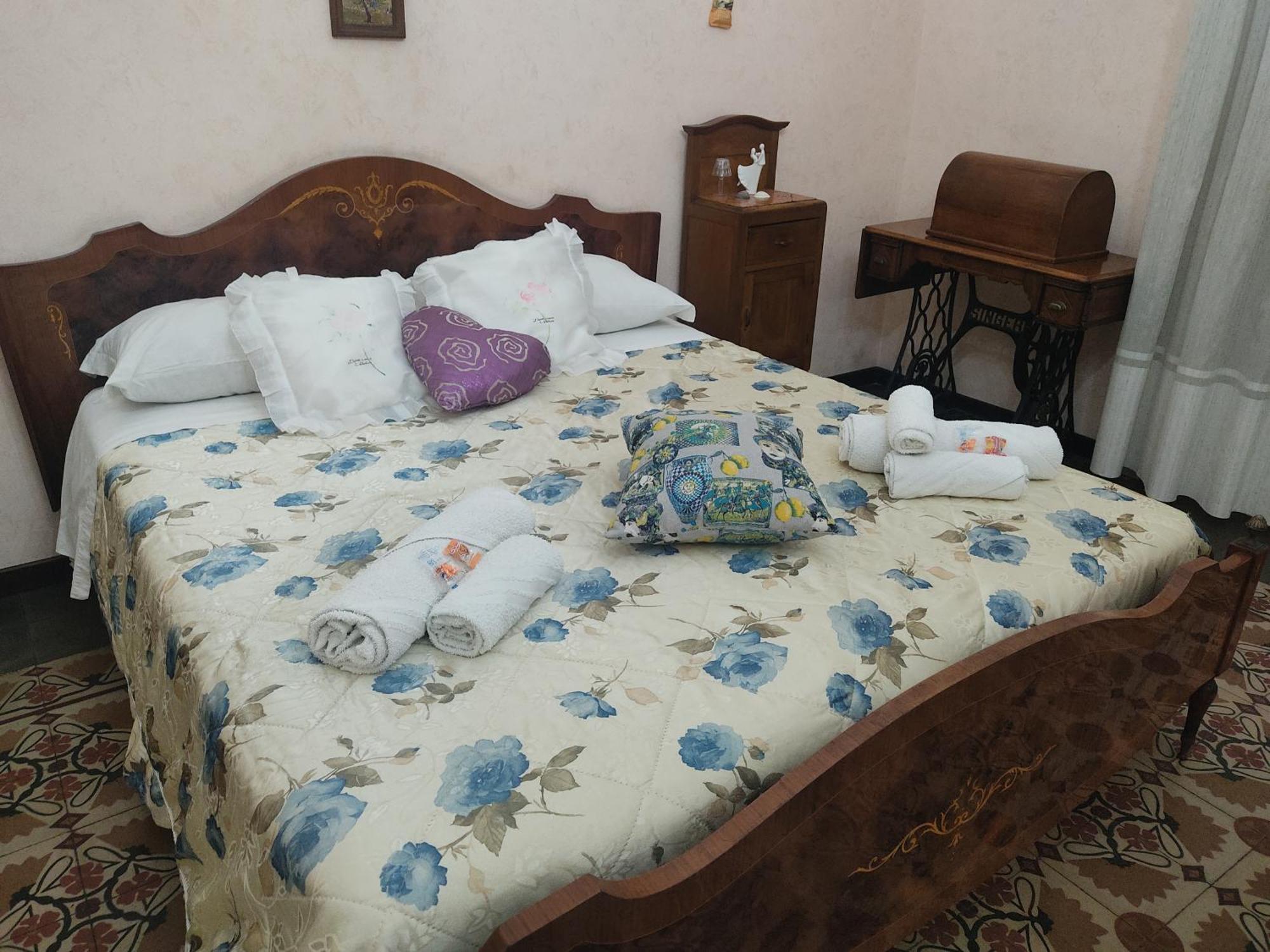 Ferienwohnung Zu Pippo's Hause CTA Exterior foto